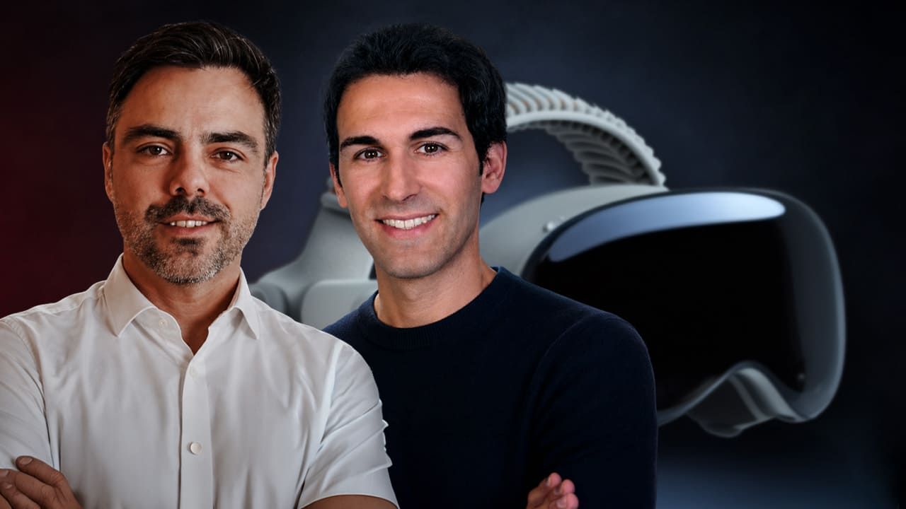 Apple Vision Pro junto a Martin y Alberto Carlier.